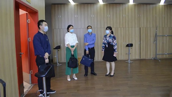 市纪委监委驻市总工会机关纪检监察组一行调研市青少年宫党风廉政建设、疫情防控等工作